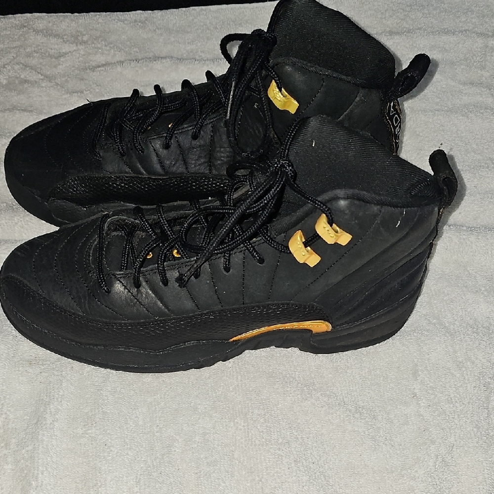 Jordan Black and Gold Kids RETRO 12
